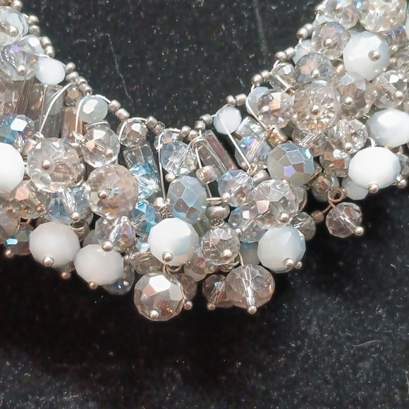 Eye candy Los Angeles acrylic and glass bead necklace - Picture 4 of 8